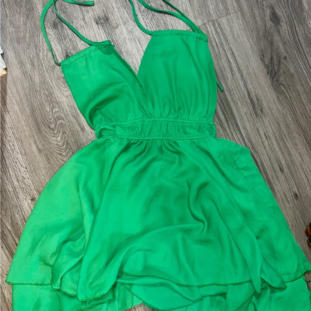Elegant Green Backless Dress